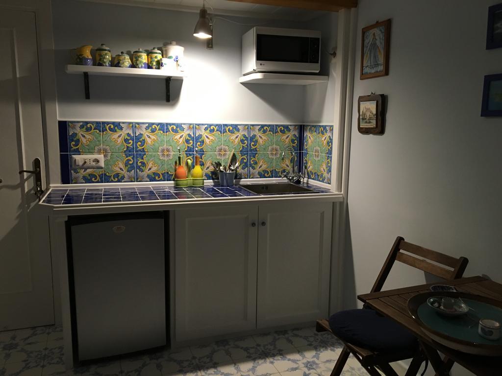イスキア島Casa Azzurraアパートメント エクステリア 写真
