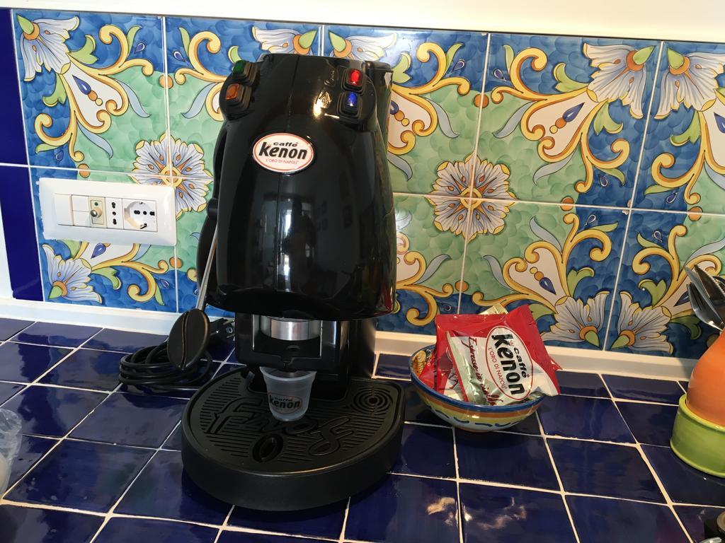 イスキア島Casa Azzurraアパートメント エクステリア 写真